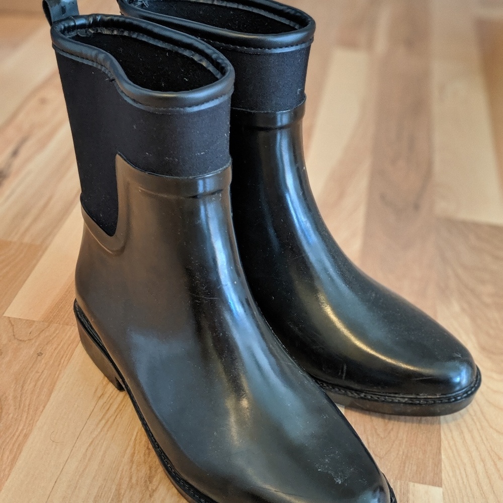 Zara rain boots